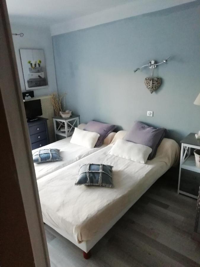 Hotel & Restaurant Le Chalvet Embrun ภายนอก รูปภาพ